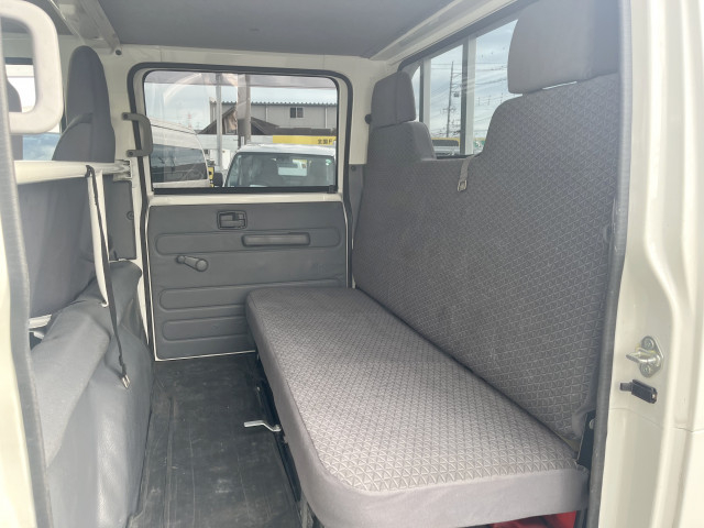 いすゞ エルフ 小型 Wキャブ 2RG-NJR88A(97702) 27枚目