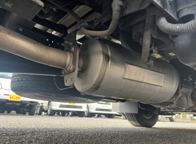 いすゞ エルフ 小型 Wキャブ 2RG-NJR88A(97702) 36枚目