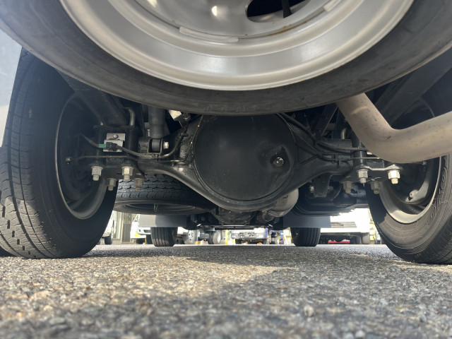 いすゞ エルフ 小型 Wキャブ 2RG-NJR88A(97702) 38枚目