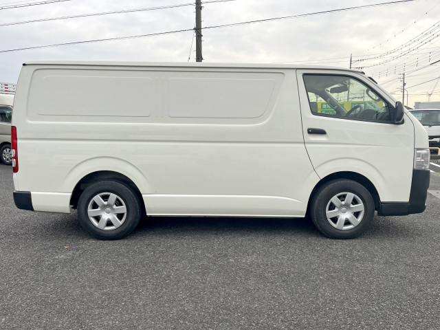 トヨタ ハイエース 小型 冷蔵冷凍バン CBF-TRH200V(97705) 5枚目