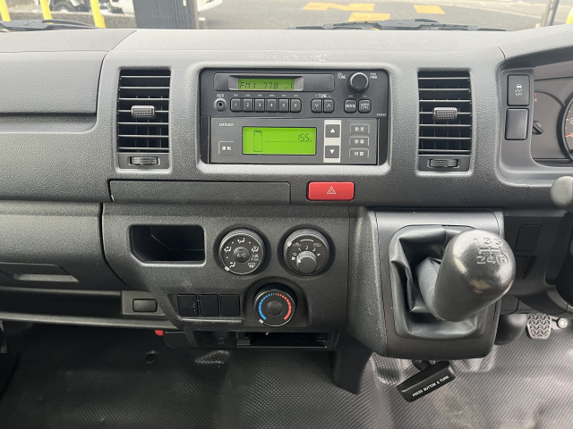 トヨタ ハイエース 小型 冷蔵冷凍バン CBF-TRH200V(97705) 23枚目