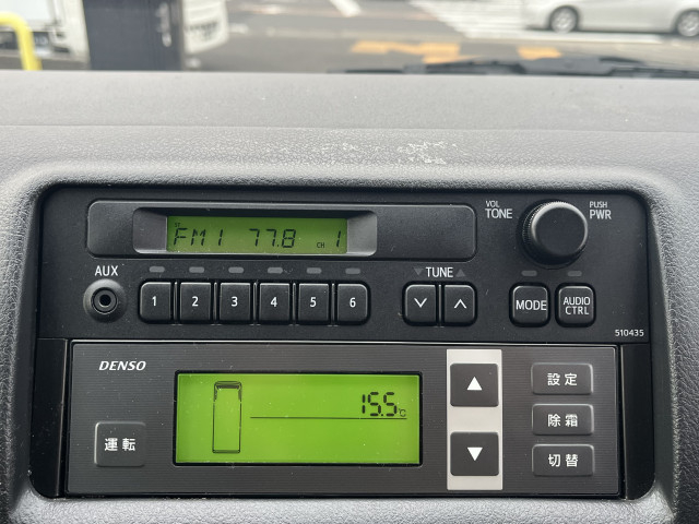 トヨタ ハイエース 小型 冷蔵冷凍バン CBF-TRH200V(97705) 24枚目