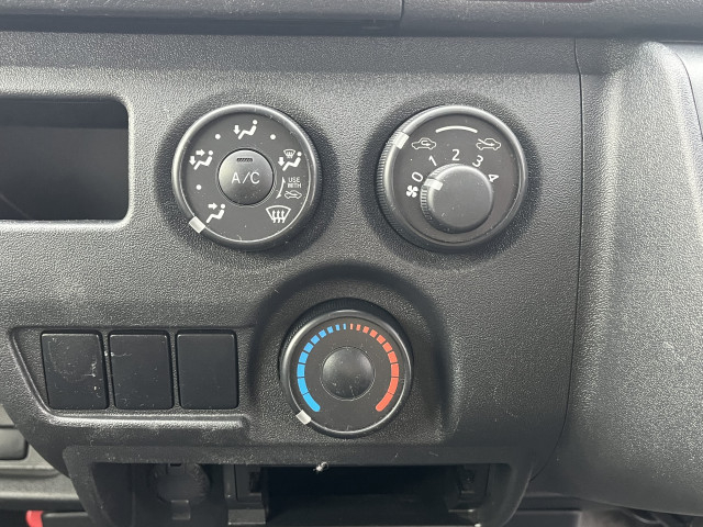 トヨタ ハイエース 小型 冷蔵冷凍バン CBF-TRH200V(97705) 26枚目