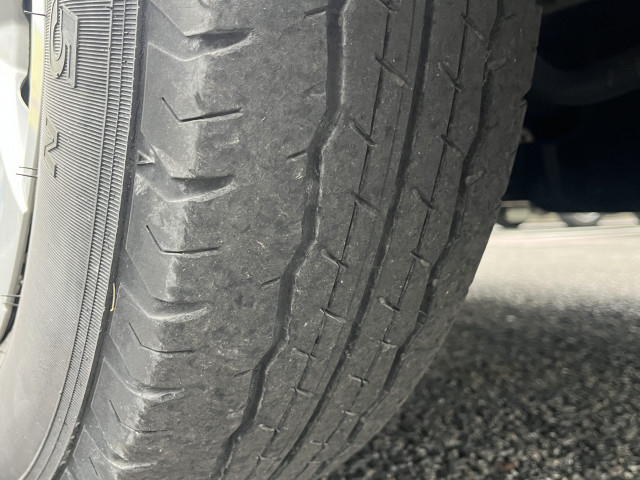 トヨタ ハイエース 小型 冷蔵冷凍バン CBF-TRH200V(97705) 40枚目