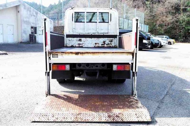 トヨタ ダイナ 小型 Wキャブ 2RG-XZU605(97709) 4枚目