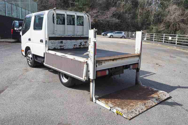 トヨタ ダイナ 小型 Wキャブ 2RG-XZU605(97709) 9枚目