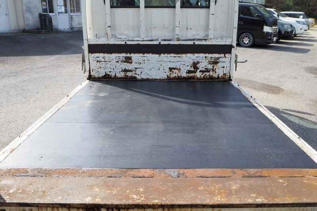 トヨタ ダイナ 小型 Wキャブ 2RG-XZU605(97709) 12枚目