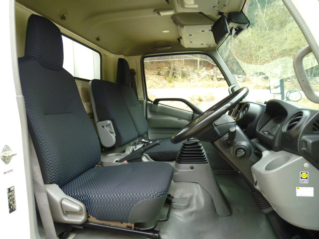 日野 デュトロ 小型 ウィング 2RG-XZU712M(97708) 32枚目