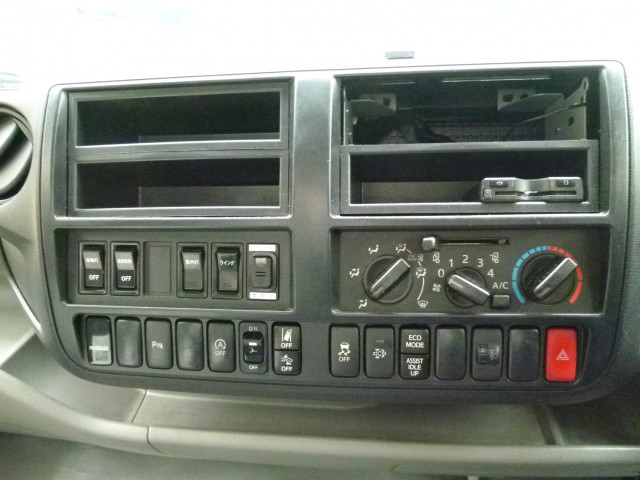 日野 デュトロ 小型 ウィング 2RG-XZU712M(97708) 33枚目