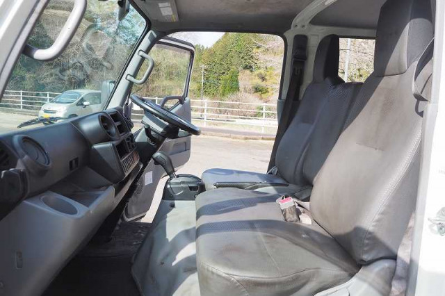 トヨタ ダイナ 小型 Wキャブ 2RG-XZU605(97709) 35枚目