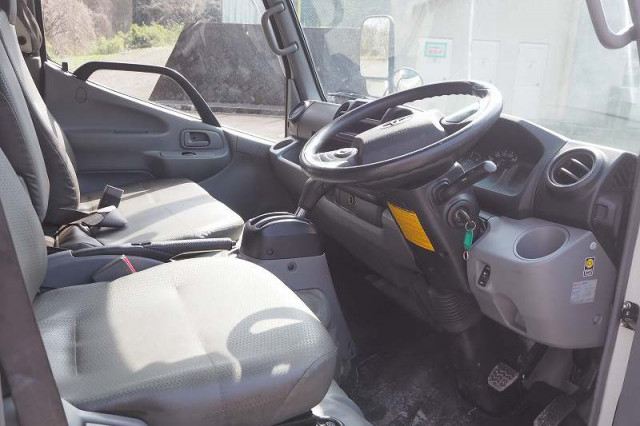 トヨタ ダイナ 小型 Wキャブ 2RG-XZU605(97709) 43枚目