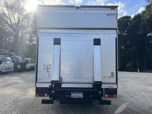 三菱ふそう キャンター 小型 バン 2PG-FEB50(97710) 9枚目