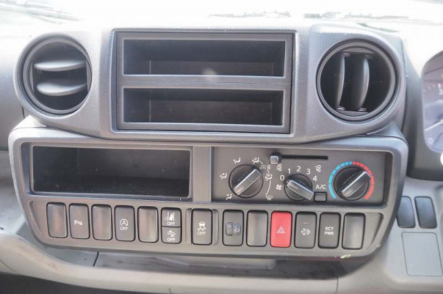 トヨタ ダイナ 小型 Wキャブ 2RG-XZU605(97709) 49枚目