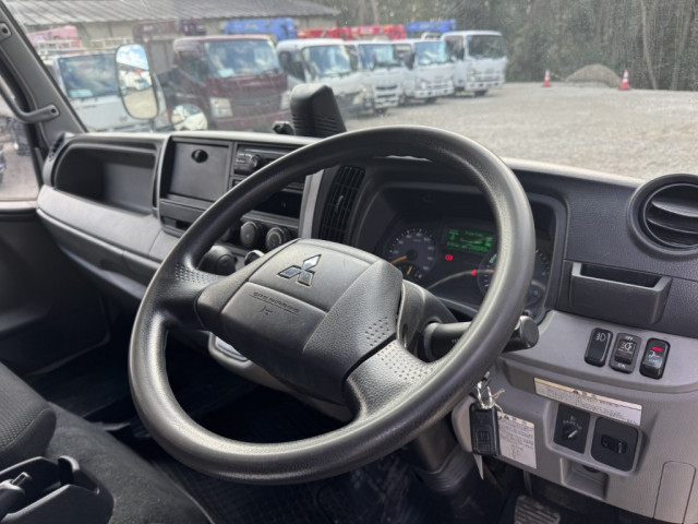 三菱ふそう キャンター 小型 バン 2PG-FEB50(97710) 24枚目