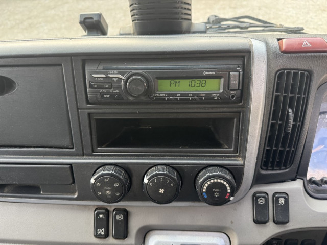 三菱ふそう キャンター 小型 バン 2PG-FEB50(97710) 25枚目