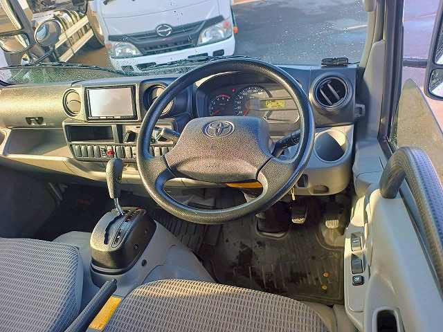 トヨタ ダイナ 小型 バン QDF-KDY231(97712) 47枚目