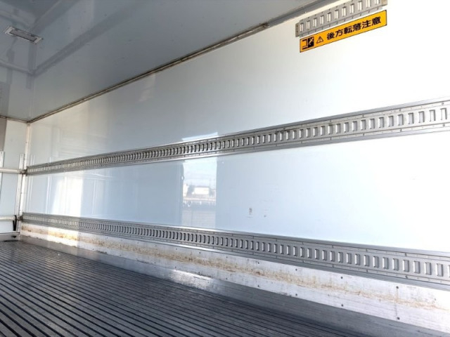 いすゞ フォワード 増トン 冷蔵冷凍バン 2PG-FSR90T2(97716) 10枚目