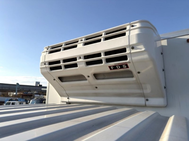 いすゞ フォワード 増トン 冷蔵冷凍バン 2PG-FSR90T2(97716) 13枚目