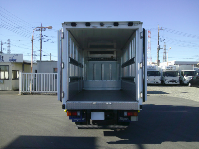 日野 デュトロ 小型 冷蔵冷凍バン 2RG-XZC605(97717) 10枚目
