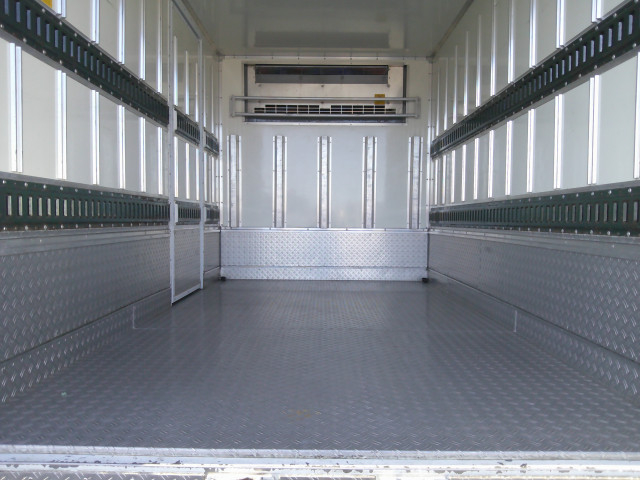 日野 デュトロ 小型 冷蔵冷凍バン 2RG-XZC605(97717) 11枚目