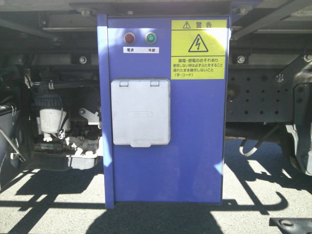 日野 デュトロ 小型 冷蔵冷凍バン 2RG-XZC605(97717) 14枚目