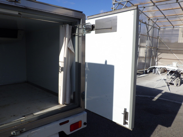 スズキ キャリィ 軽 冷蔵冷凍バン EBD-DA16T(97718) 19枚目