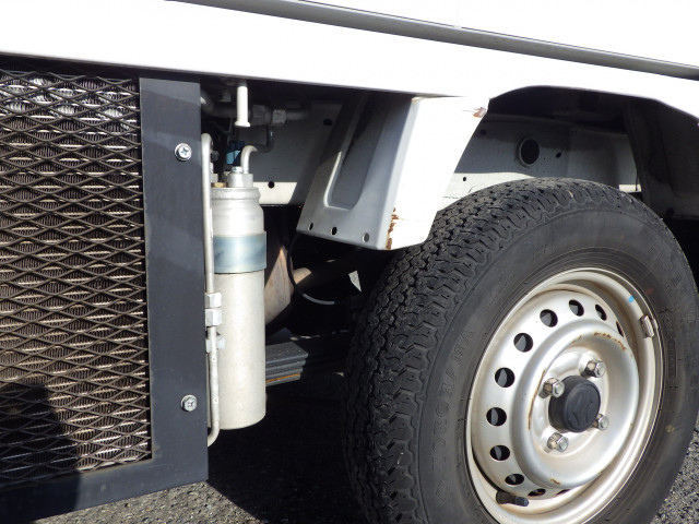 スズキ キャリィ 軽 冷蔵冷凍バン EBD-DA16T(97718) 39枚目