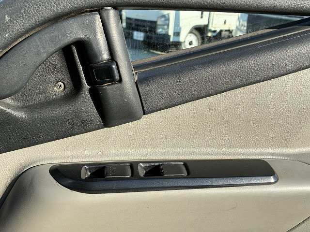 三菱ふそう キャンター 小型 Wキャブ 2RG-FBA20(97719) 33枚目