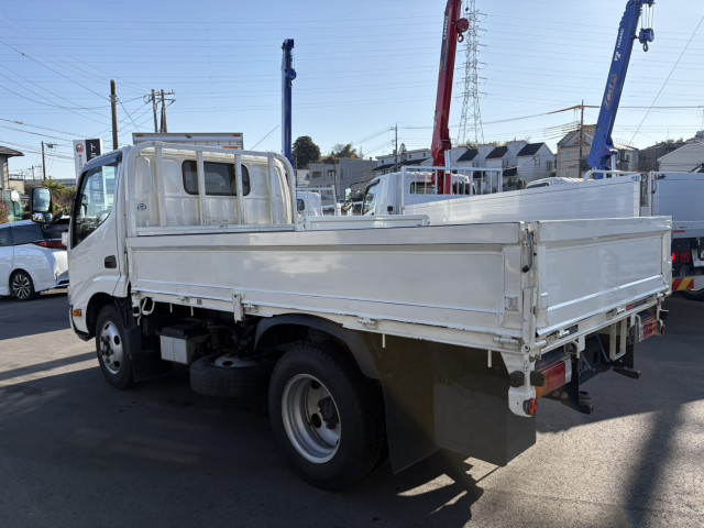 日野 デュトロ 小型 平ボディ 2RG-XZU605M(97721) 4枚目