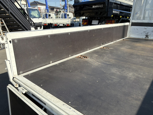 日野 デュトロ 小型 平ボディ 2RG-XZU605M(97721) 10枚目