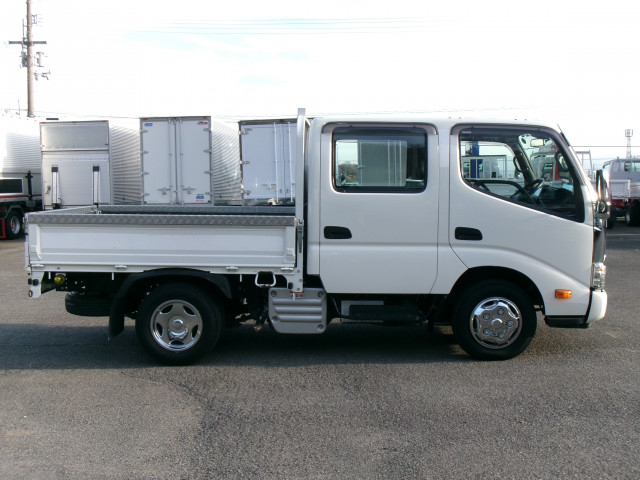 トヨタ ダイナ 小型 Wキャブ 2RG-XZU605(97724) 3枚目