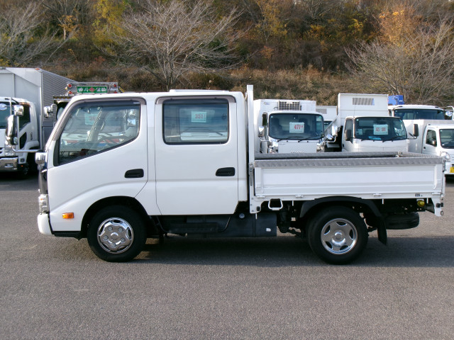 トヨタ ダイナ 小型 Wキャブ 2RG-XZU605(97724) 7枚目