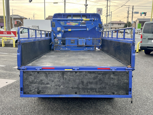 日産自動車 アトラス 小型 平ボディ（クレーン付） 2RG-FBAVW(97725) 6枚目