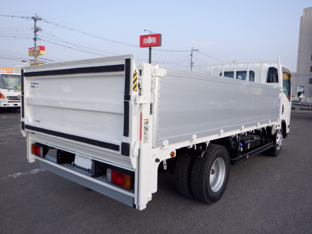 いすゞ エルフ 小型 平ボディ 2RG-NPR88YN(97726) 2枚目