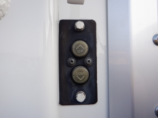 いすゞ エルフ 小型 平ボディ 2RG-NPR88YN(97726) 12枚目