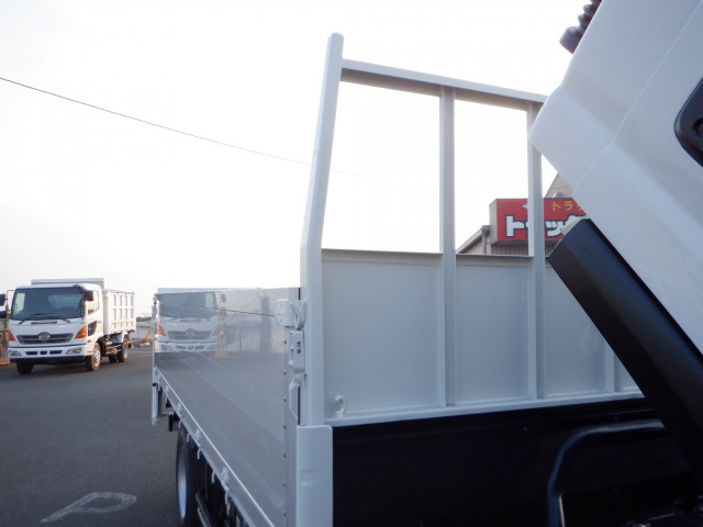 いすゞ エルフ 小型 平ボディ 2RG-NPR88YN(97726) 15枚目