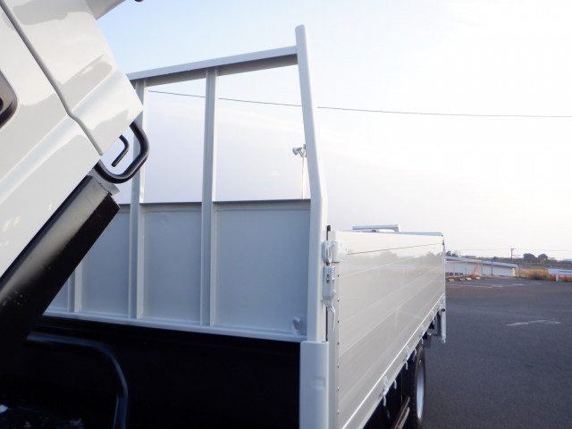 いすゞ エルフ 小型 平ボディ 2RG-NPR88YN(97726) 16枚目