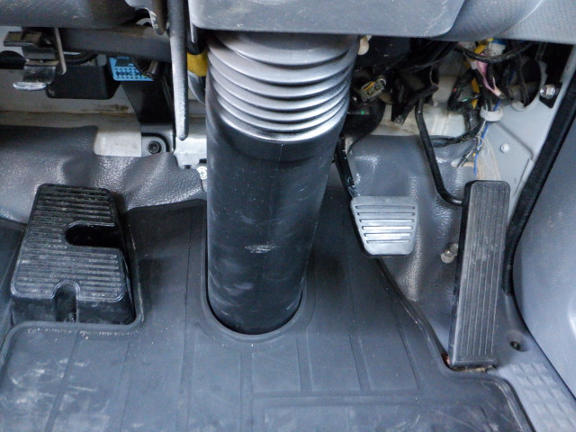 いすゞ エルフ 小型 平ボディ 2RG-NPR88YN(97726) 40枚目