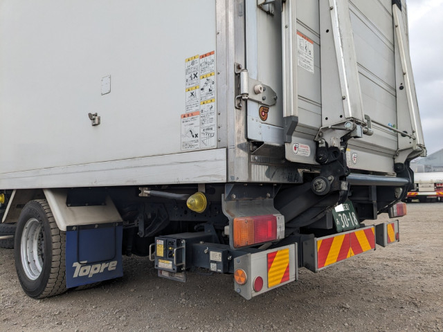 日野 デュトロ 小型 冷蔵冷凍バン 2RG-XZU712M(97727) 8枚目