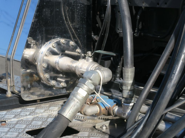 UDトラックス（日産） クオン 大型 トラクタ QPG-GK5XAD(97742) 6枚目