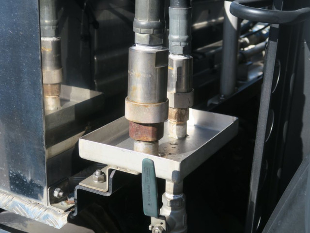 UDトラックス（日産） クオン 大型 トラクタ QPG-GK5XAD(97742) 7枚目