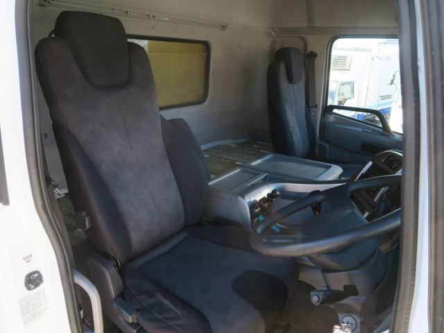 UDトラックス（日産） クオン 大型 トラクタ QPG-GK5XAD(97742) 14枚目