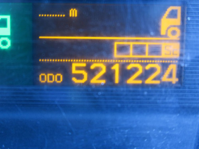 UDトラックス（日産） クオン 大型 トラクタ QPG-GK5XAD(97742) 19枚目