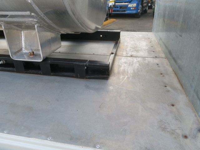 日野 デュトロ 小型 タンクローリー TKG-XZU685M(97743) 19枚目