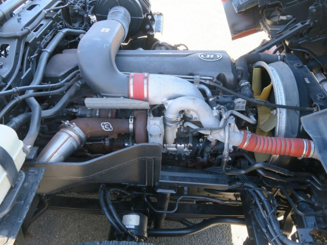 UDトラックス（日産） クオン 大型 トラクタ QPG-GK5XAD(97742) 20枚目