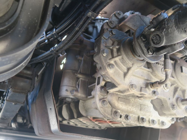 UDトラックス（日産） クオン 大型 トラクタ QPG-GK5XAD(97742) 28枚目