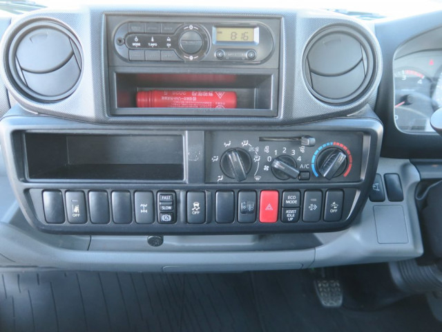 日野 デュトロ 小型 タンクローリー TKG-XZU685M(97743) 32枚目