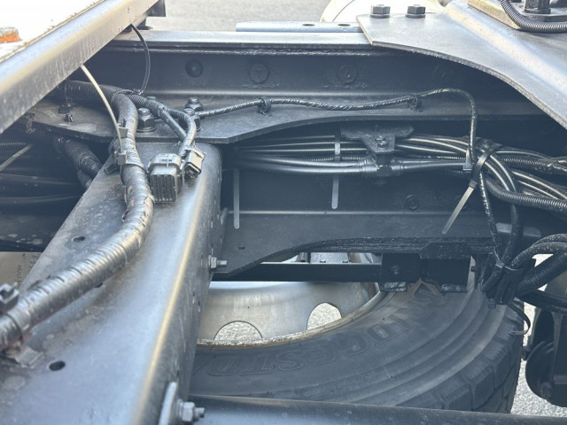 UDトラックス（日産） クオン 大型 トラクタ QPG-GK5XAD(97742) 37枚目