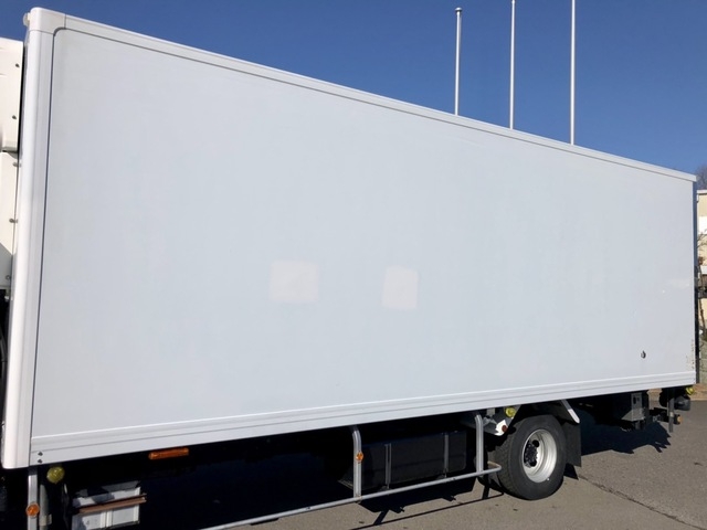 日野 レンジャー 中型 冷蔵冷凍バン TKG-FC9JLAA(60827) 10枚目