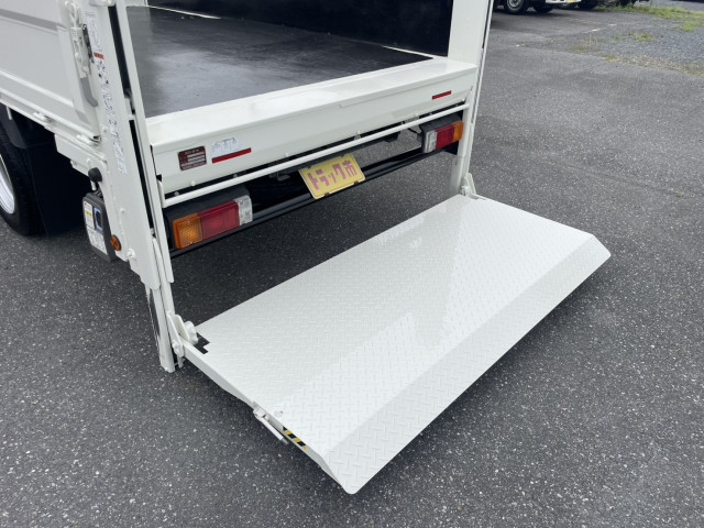 トヨタ ダイナ 小型 Wキャブ 2RG-XZU710(109718) 14枚目